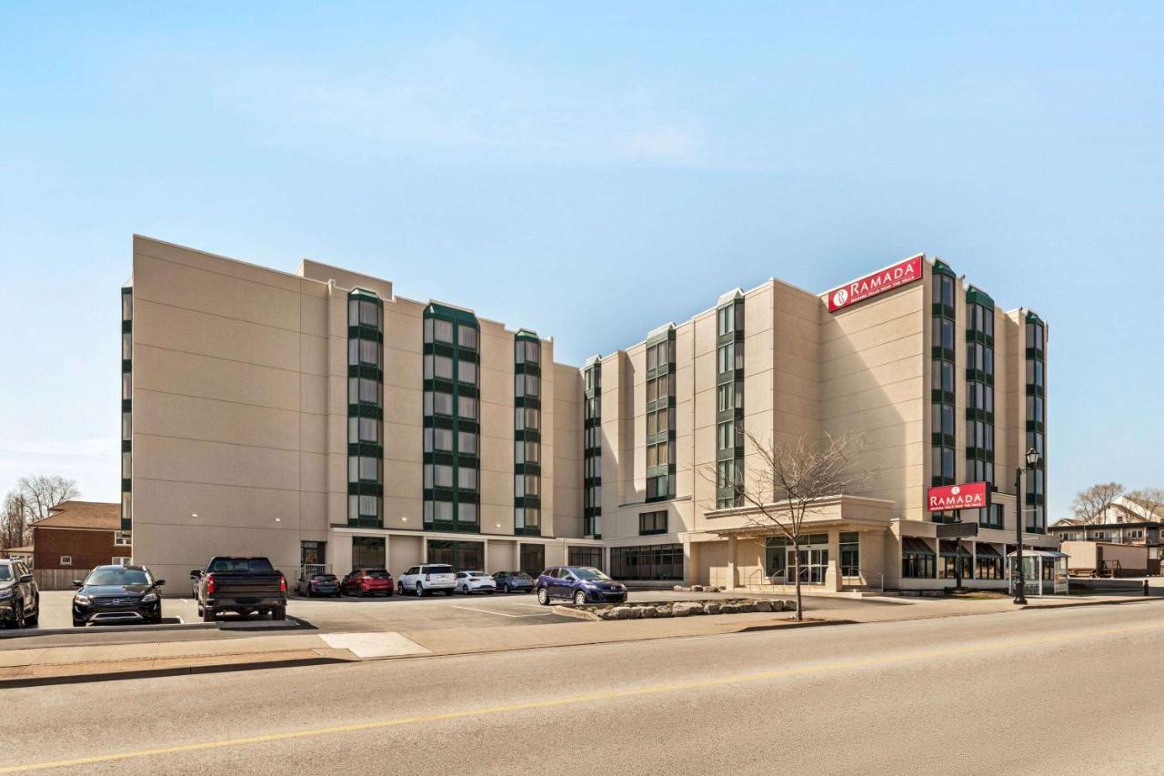 Ramada By Wyndham Niagara Falls Near The Falls Hotel Exterior photo